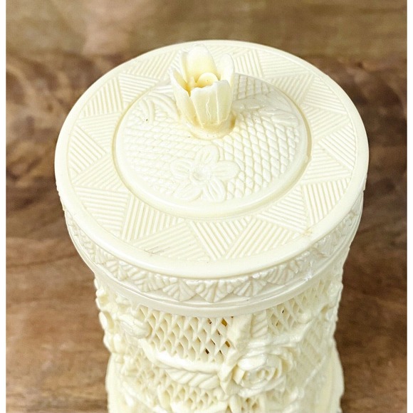 Vtg Hors D'oeuvres Cocktail Forks w/ Ornate Lattice Rose Celluloid Container - Picture 4 of 8